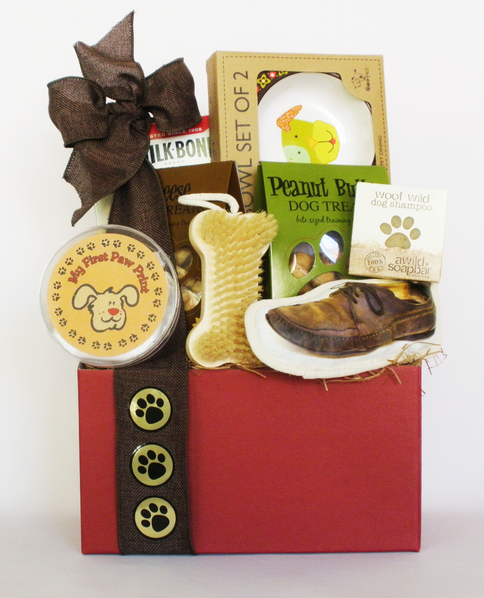 My Favorite Pet Gift Basket for Dogs | Pet gift basket, Gift baskets