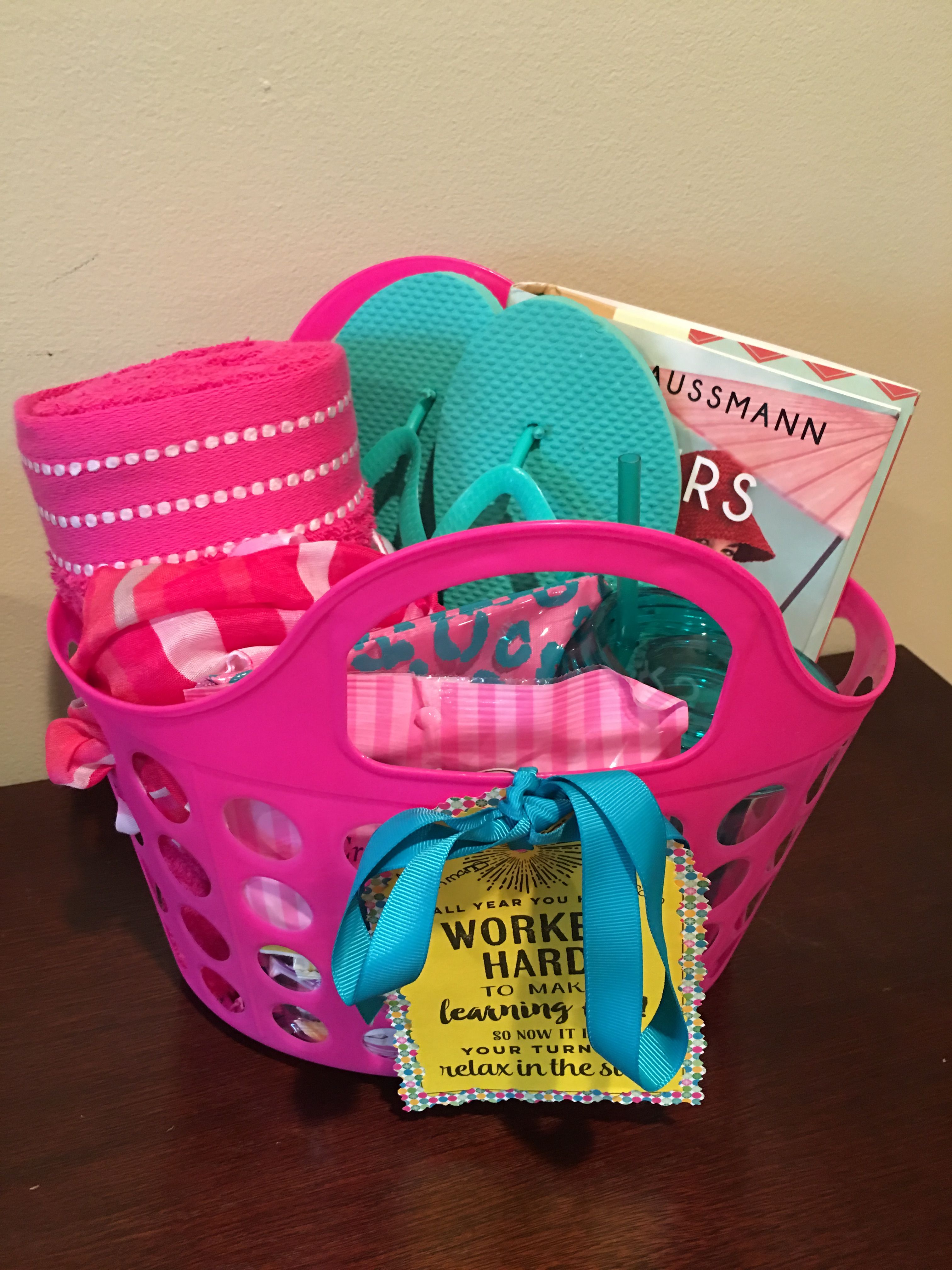 End of the year teacher gift - "summer basket" | Summer baskets