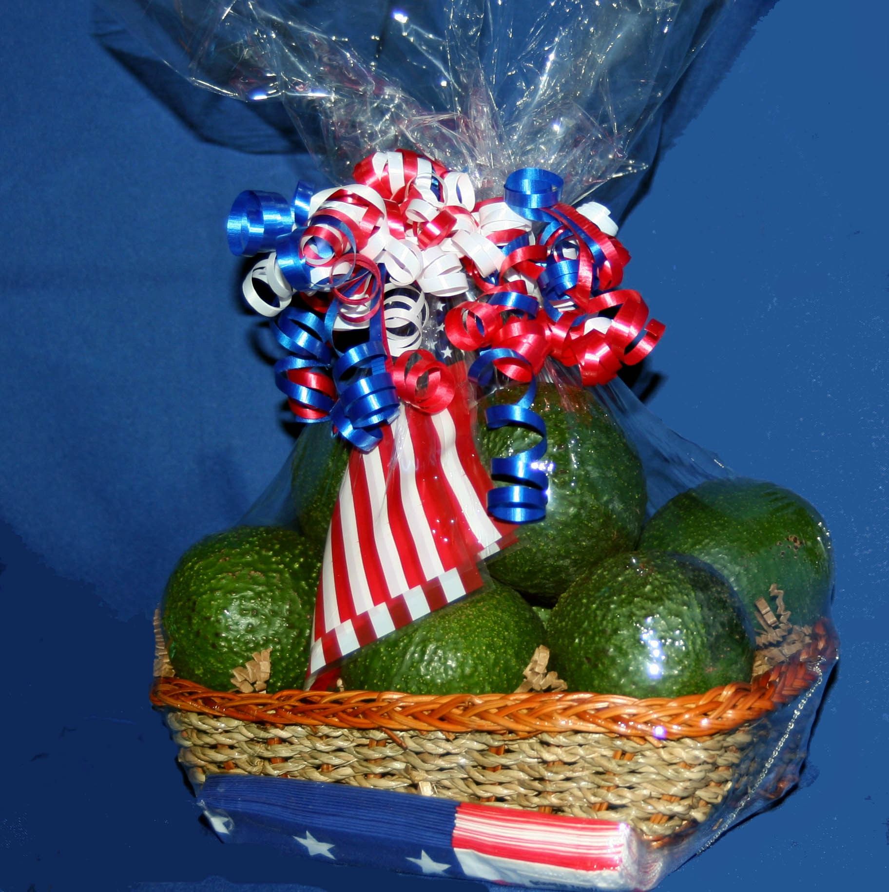 Get Your Fourth of July Gift Basket | Dollar tree wedding centerpieces