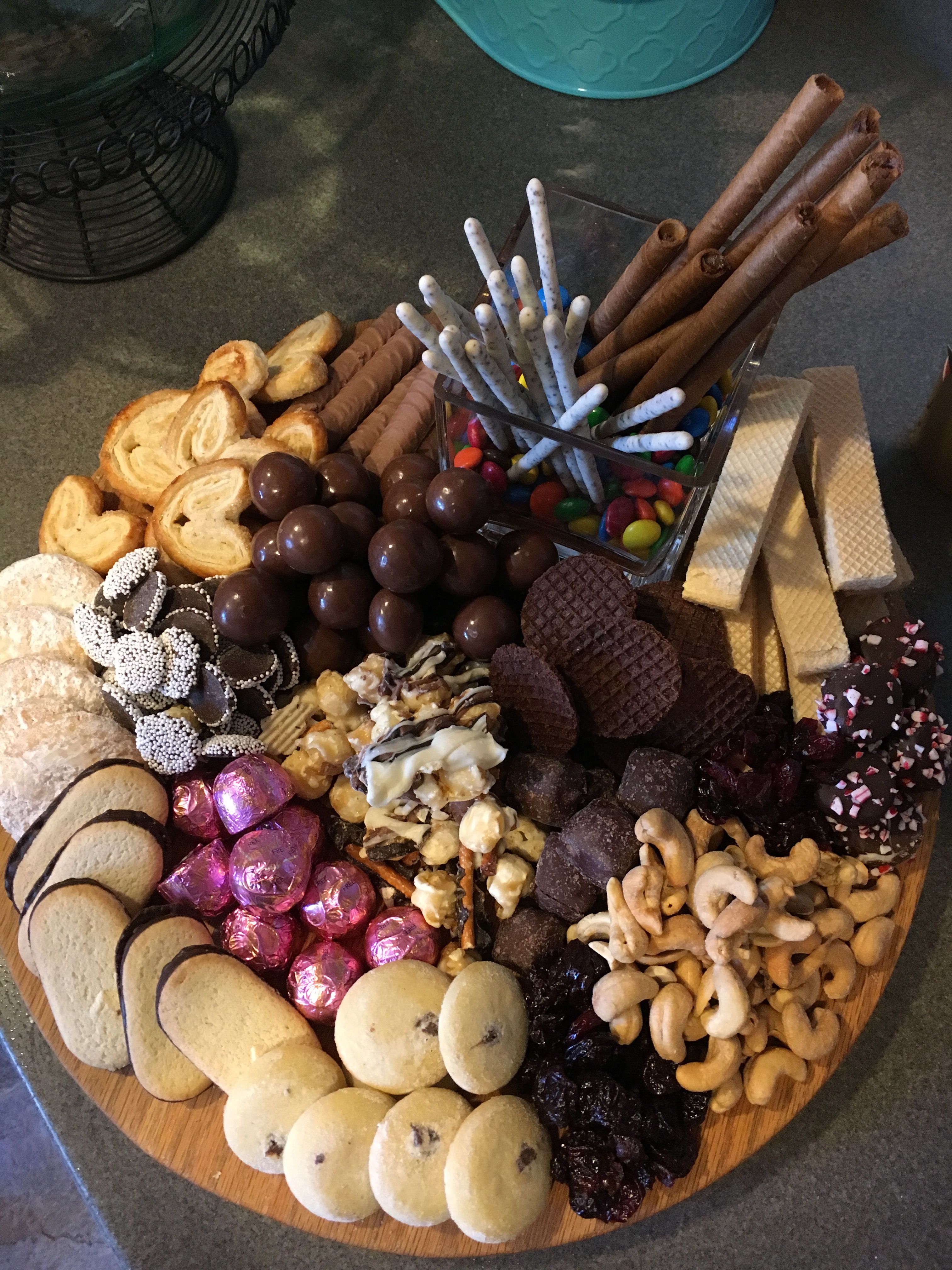 Chocolate Charcuterie Board | Food platters, Party food appetizers