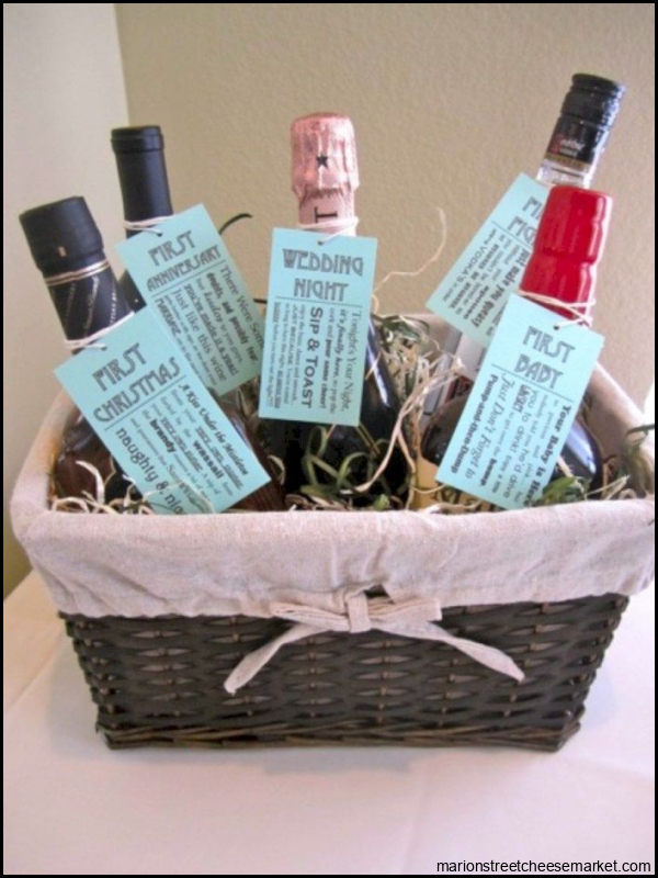 54 Amazing DIY Wine Gift Baskets Ideas (With images) | Bridal shower ...