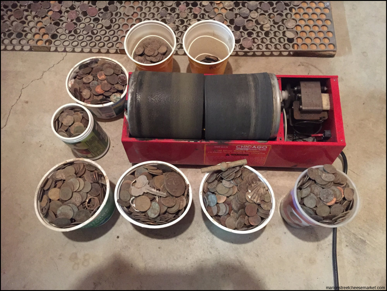Coin cleaning — Collectors Universe