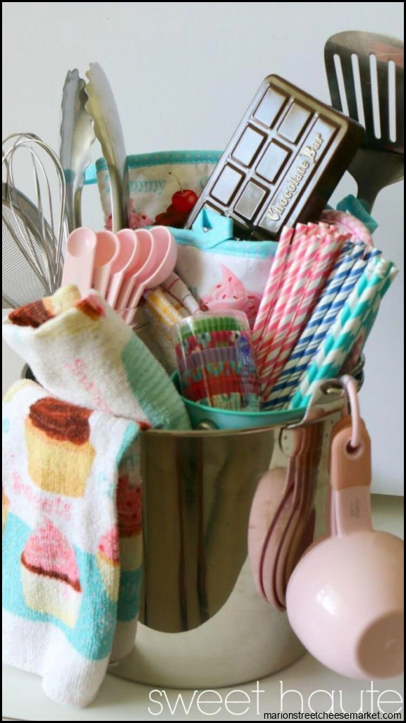Create the perfect gift basket for any occasion with these DIY gift ...