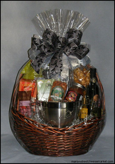 Gourmet Gift Basket with Culinary Delights | Gourmet gift baskets, Gift ...