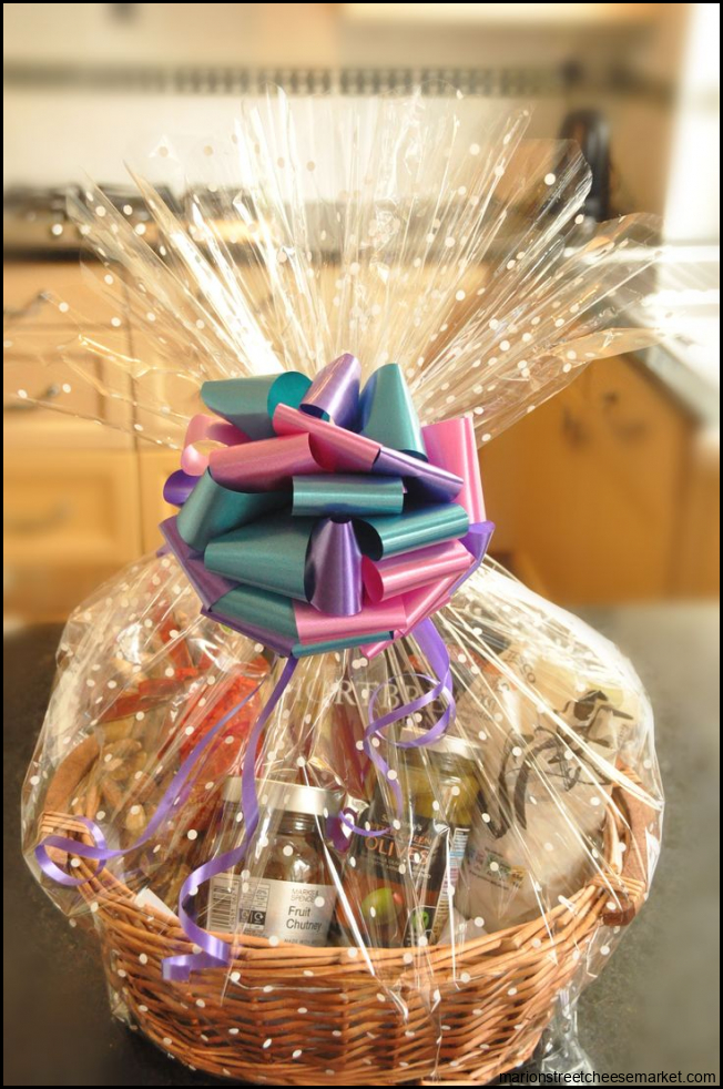 Hampers & gift baskets - create your own luxury baskets with our step ...