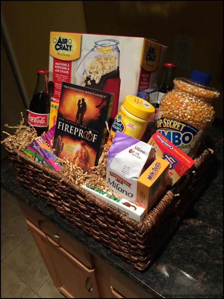 Movie Night Basket for a Silent Auction or Fundraiser | Diy gift ...