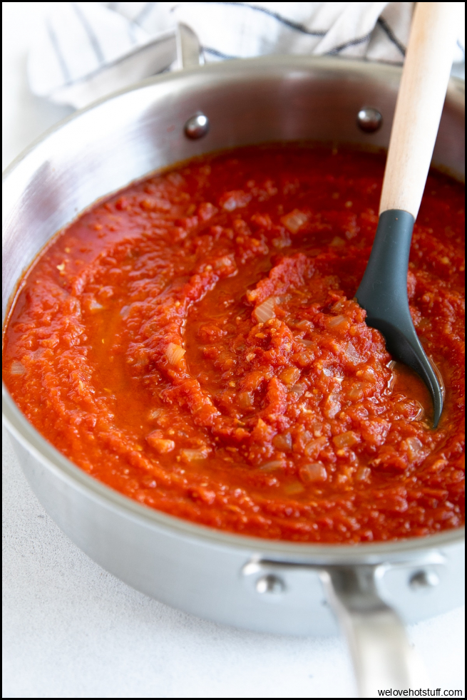 Spicy Arrabbiata Sauce Recipe - The Forked Spoon